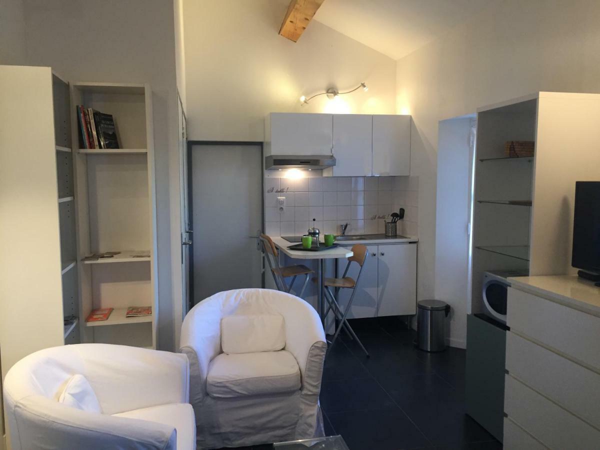 Charmant Studio Brignoles Extérieur photo